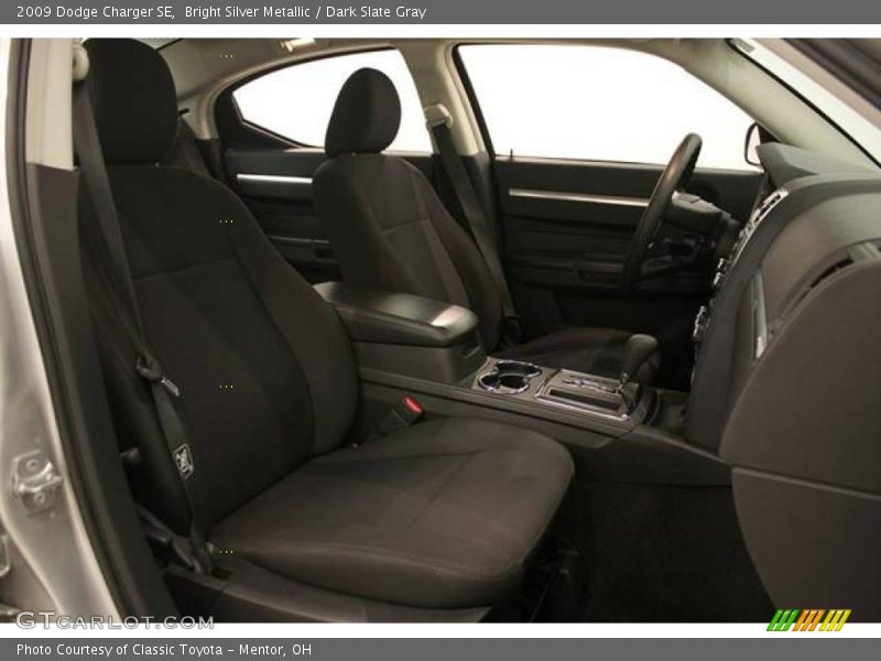 Bright Silver Metallic / Dark Slate Gray 2009 Dodge Charger SE