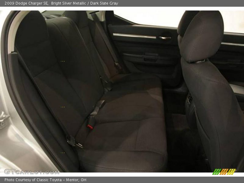 Bright Silver Metallic / Dark Slate Gray 2009 Dodge Charger SE
