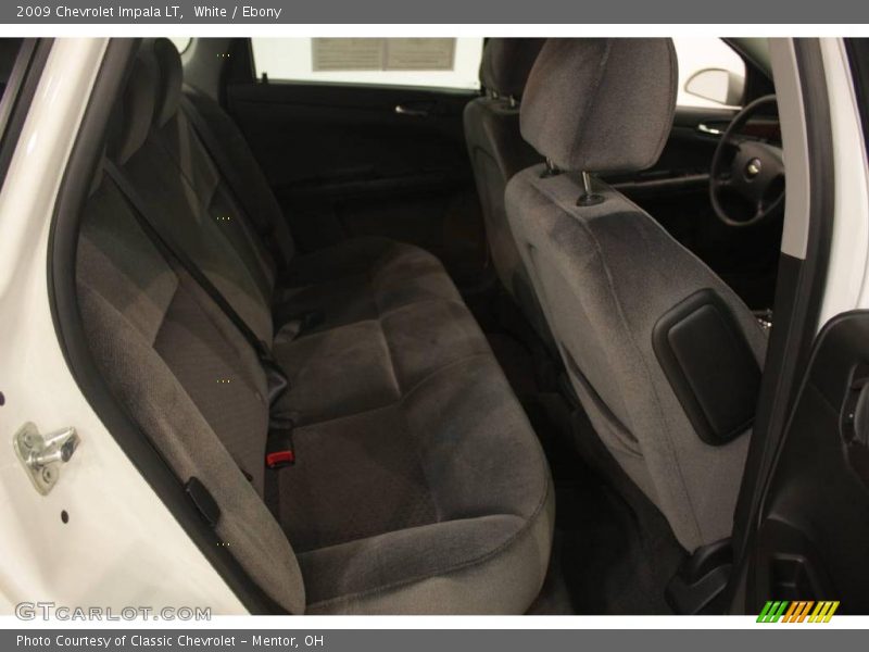 White / Ebony 2009 Chevrolet Impala LT