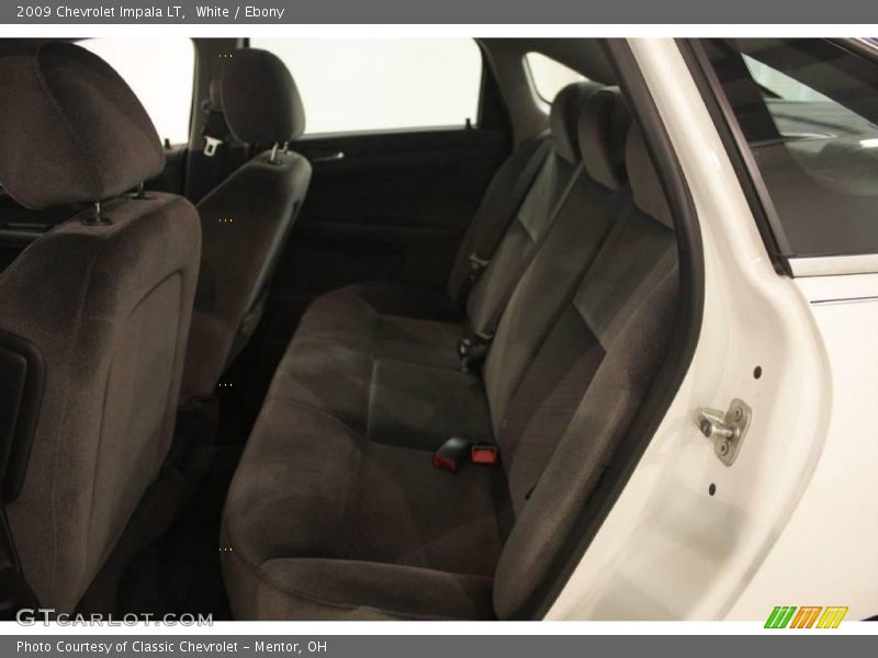 White / Ebony 2009 Chevrolet Impala LT