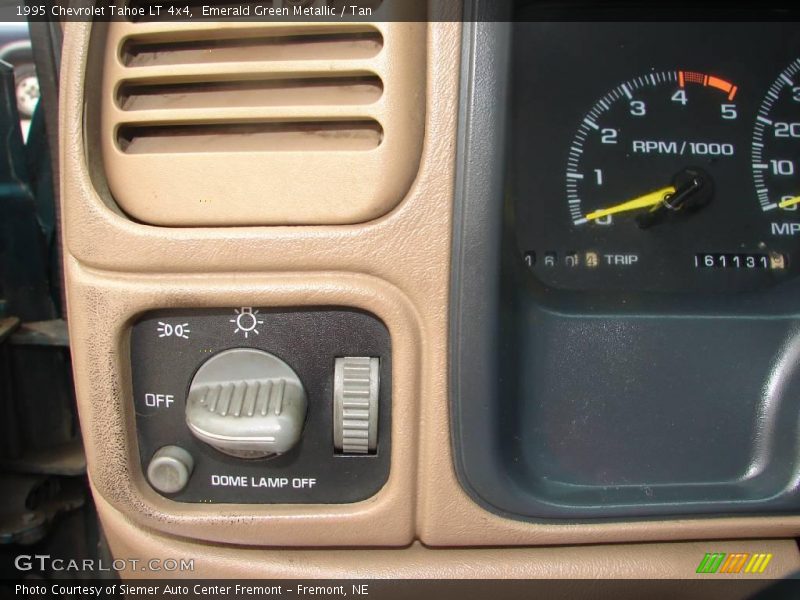 Emerald Green Metallic / Tan 1995 Chevrolet Tahoe LT 4x4