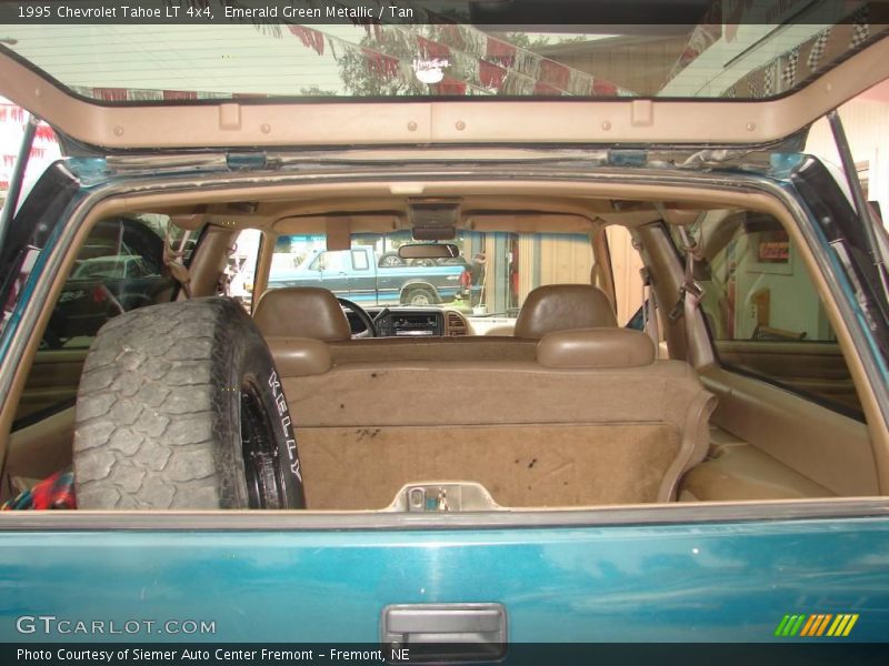 Emerald Green Metallic / Tan 1995 Chevrolet Tahoe LT 4x4