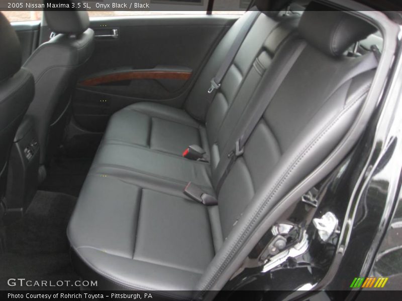 Onyx Black / Black 2005 Nissan Maxima 3.5 SL