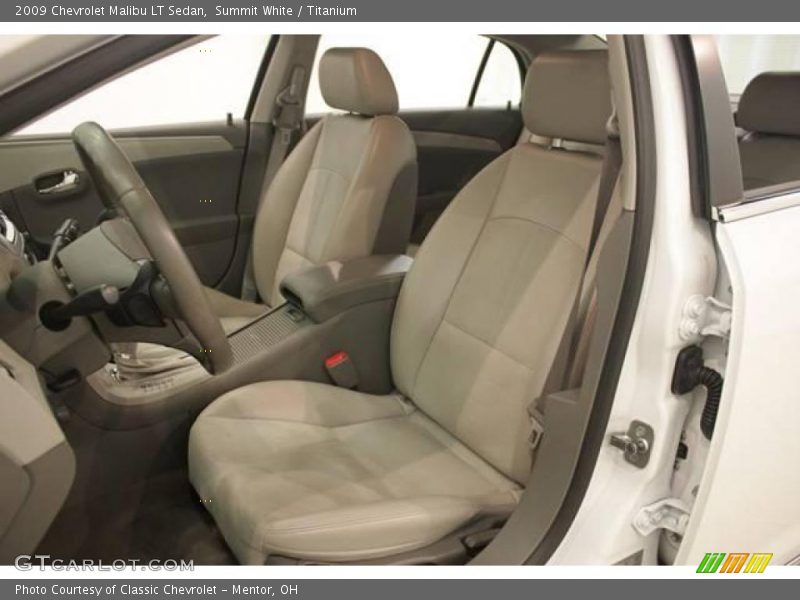Summit White / Titanium 2009 Chevrolet Malibu LT Sedan