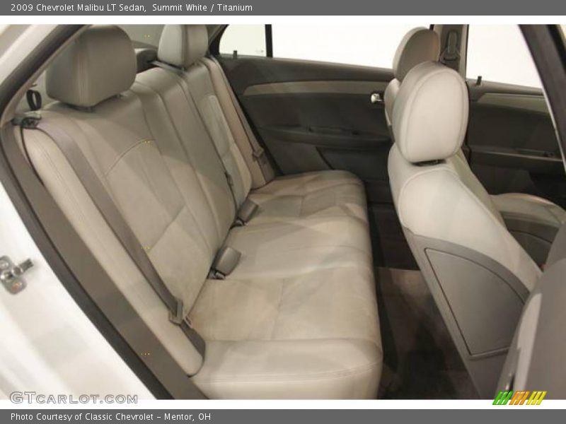 Summit White / Titanium 2009 Chevrolet Malibu LT Sedan