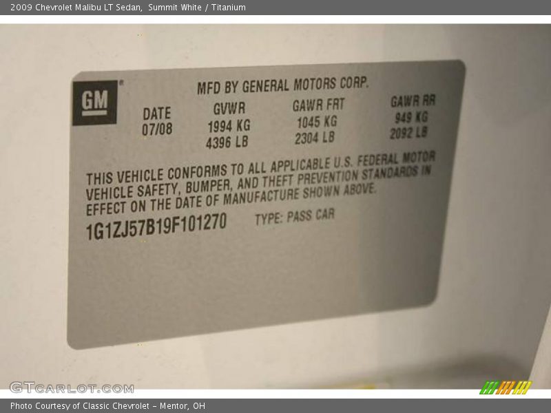 Summit White / Titanium 2009 Chevrolet Malibu LT Sedan