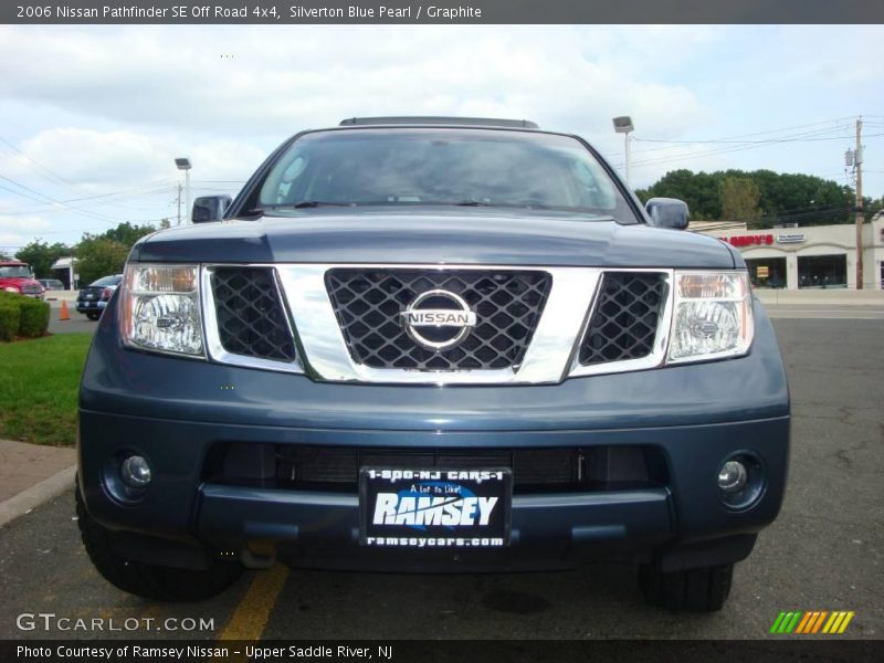 Silverton Blue Pearl / Graphite 2006 Nissan Pathfinder SE Off Road 4x4