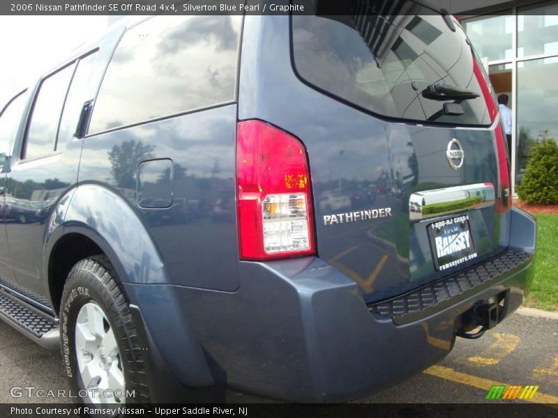 Silverton Blue Pearl / Graphite 2006 Nissan Pathfinder SE Off Road 4x4