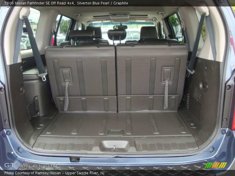 Silverton Blue Pearl / Graphite 2006 Nissan Pathfinder SE Off Road 4x4