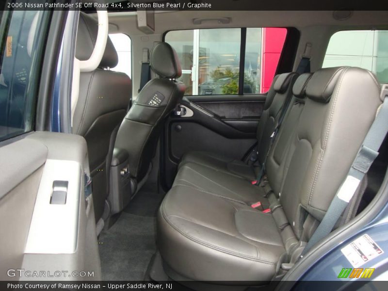 Silverton Blue Pearl / Graphite 2006 Nissan Pathfinder SE Off Road 4x4