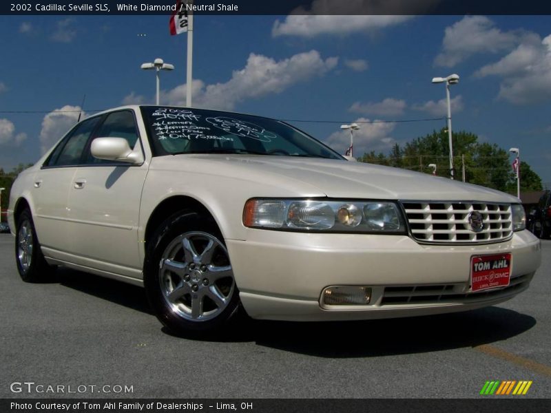 White Diamond / Neutral Shale 2002 Cadillac Seville SLS