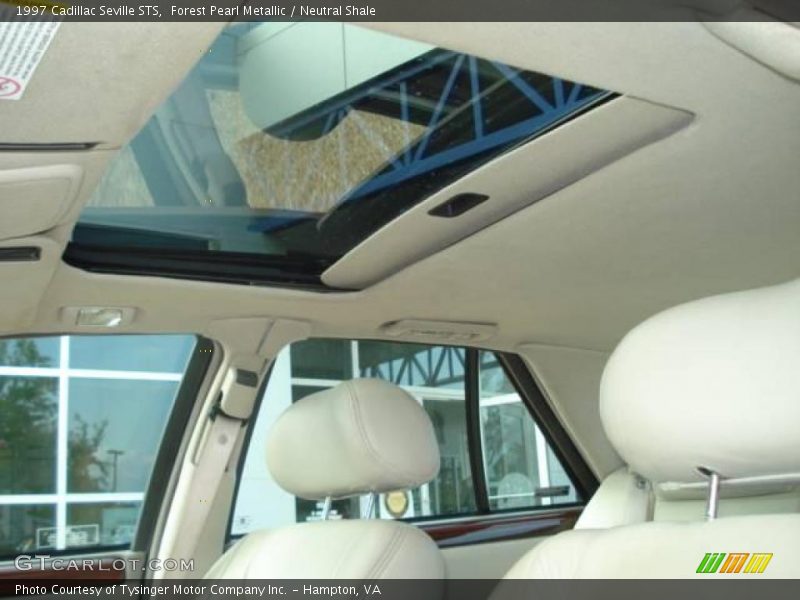 Forest Pearl Metallic / Neutral Shale 1997 Cadillac Seville STS
