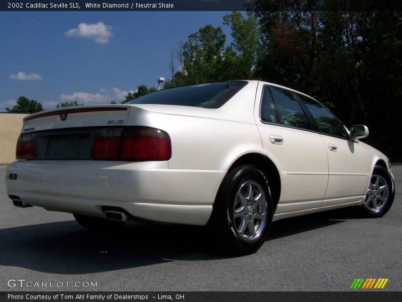 White Diamond / Neutral Shale 2002 Cadillac Seville SLS