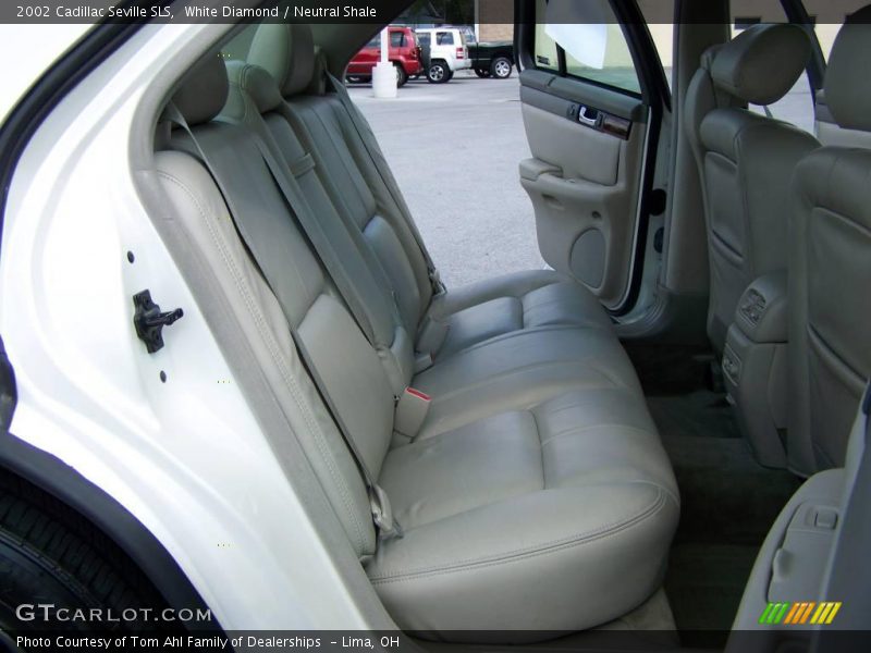 White Diamond / Neutral Shale 2002 Cadillac Seville SLS