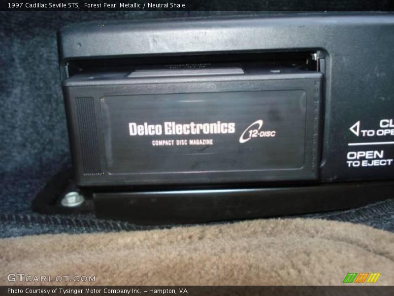 Forest Pearl Metallic / Neutral Shale 1997 Cadillac Seville STS