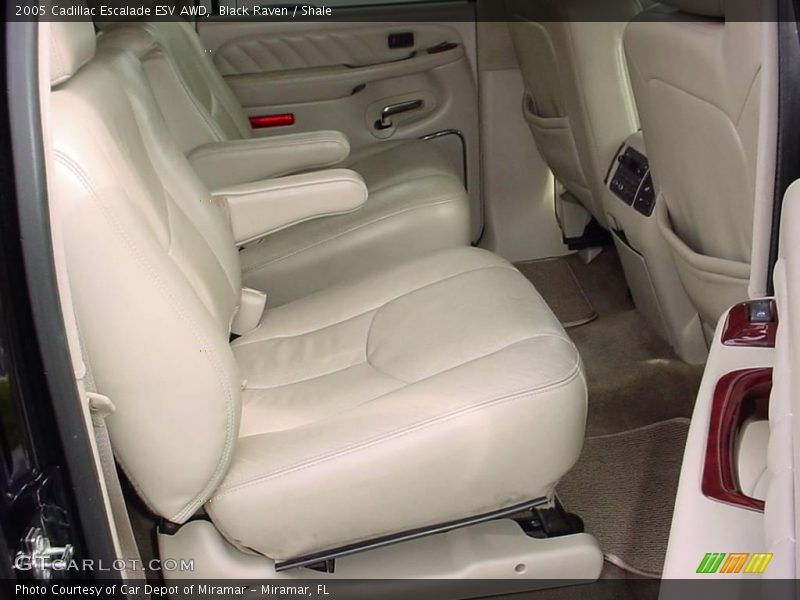 Black Raven / Shale 2005 Cadillac Escalade ESV AWD