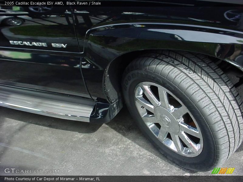 Black Raven / Shale 2005 Cadillac Escalade ESV AWD