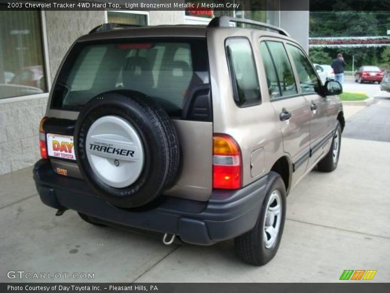 Light Bronzemist Metallic / Medium Gray 2003 Chevrolet Tracker 4WD Hard Top