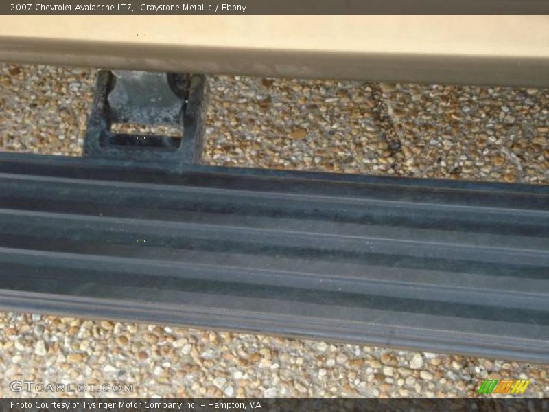 Graystone Metallic / Ebony 2007 Chevrolet Avalanche LTZ