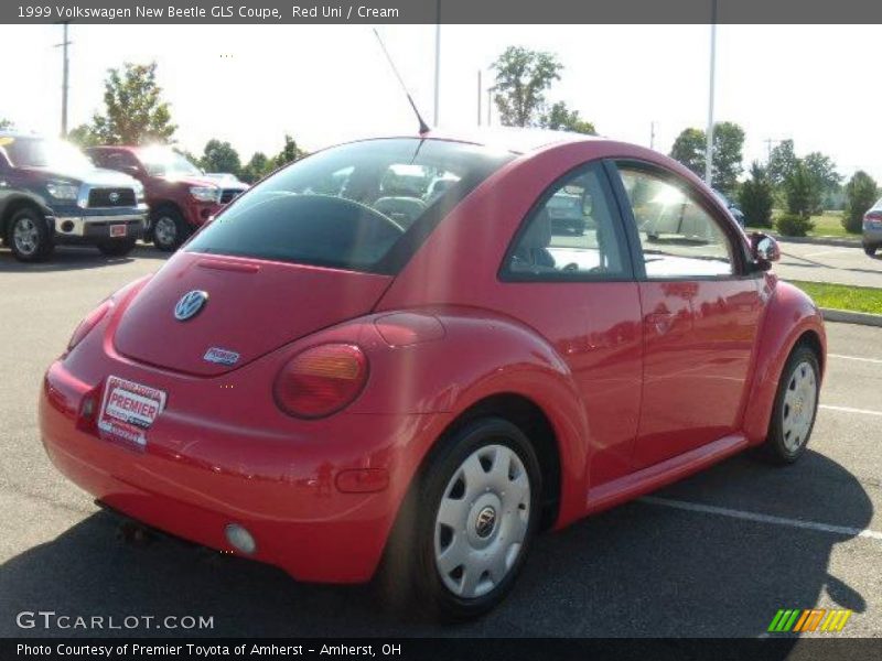 Red Uni / Cream 1999 Volkswagen New Beetle GLS Coupe