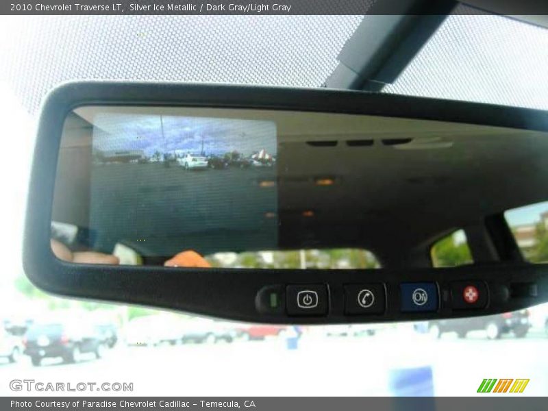 Silver Ice Metallic / Dark Gray/Light Gray 2010 Chevrolet Traverse LT