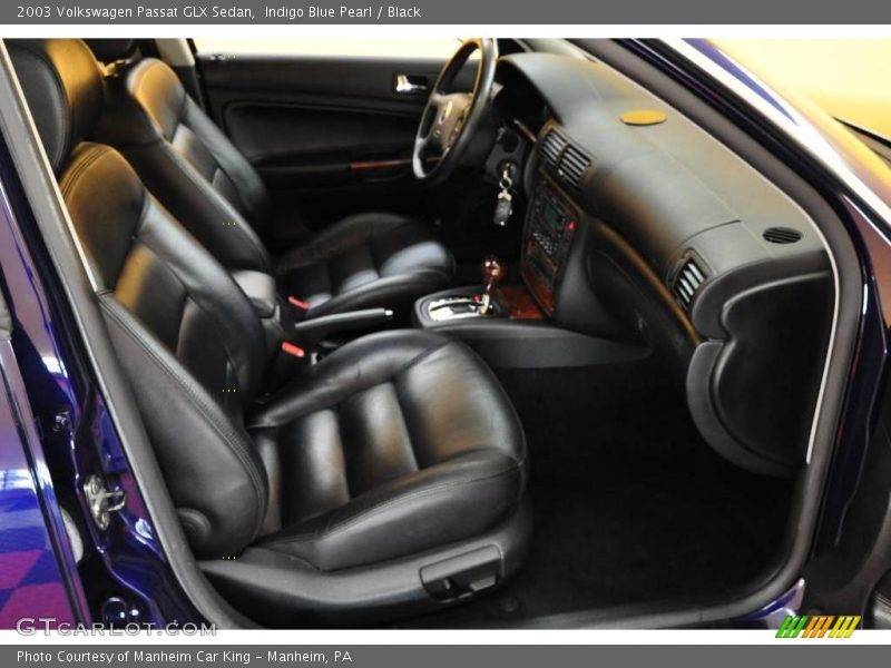 Indigo Blue Pearl / Black 2003 Volkswagen Passat GLX Sedan