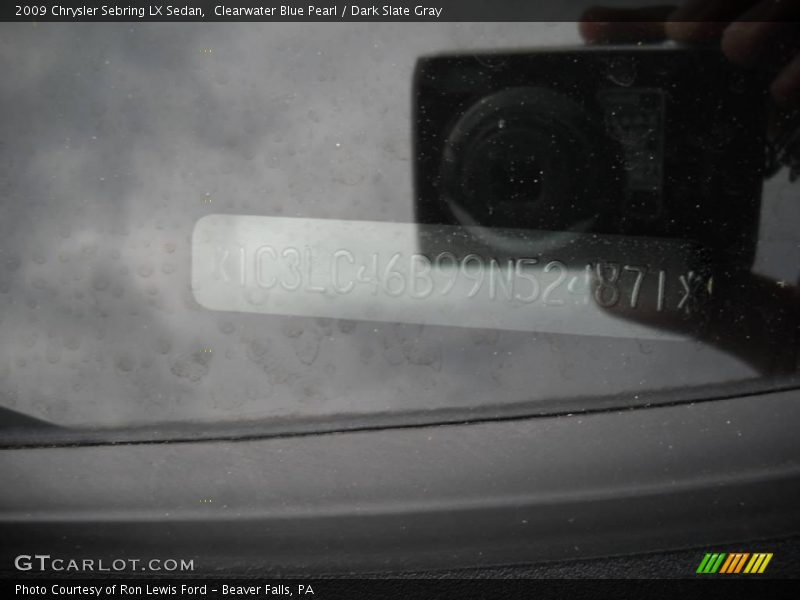 Clearwater Blue Pearl / Dark Slate Gray 2009 Chrysler Sebring LX Sedan
