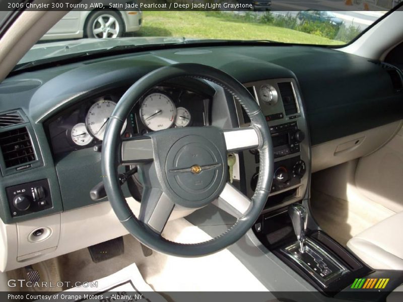 Satin Jade Pearlcoat / Deep Jade/Light Graystone 2006 Chrysler 300 Touring AWD