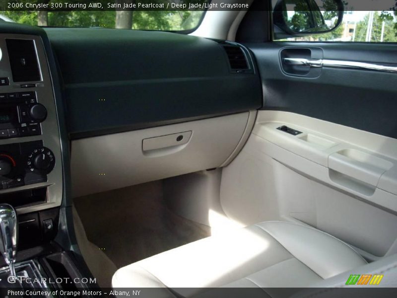Satin Jade Pearlcoat / Deep Jade/Light Graystone 2006 Chrysler 300 Touring AWD