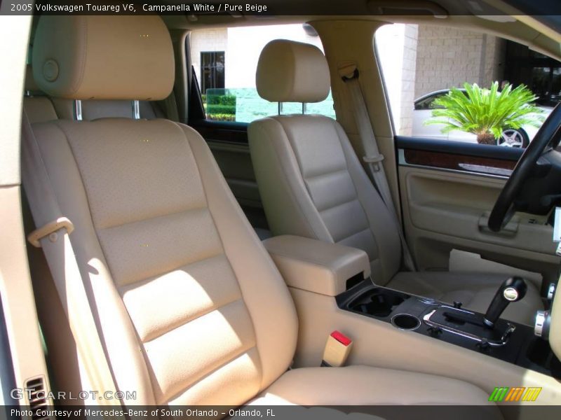 Campanella White / Pure Beige 2005 Volkswagen Touareg V6