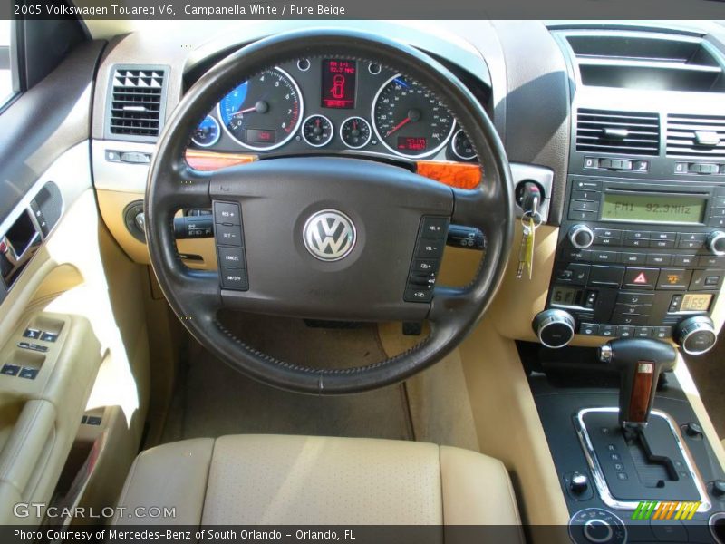 Campanella White / Pure Beige 2005 Volkswagen Touareg V6