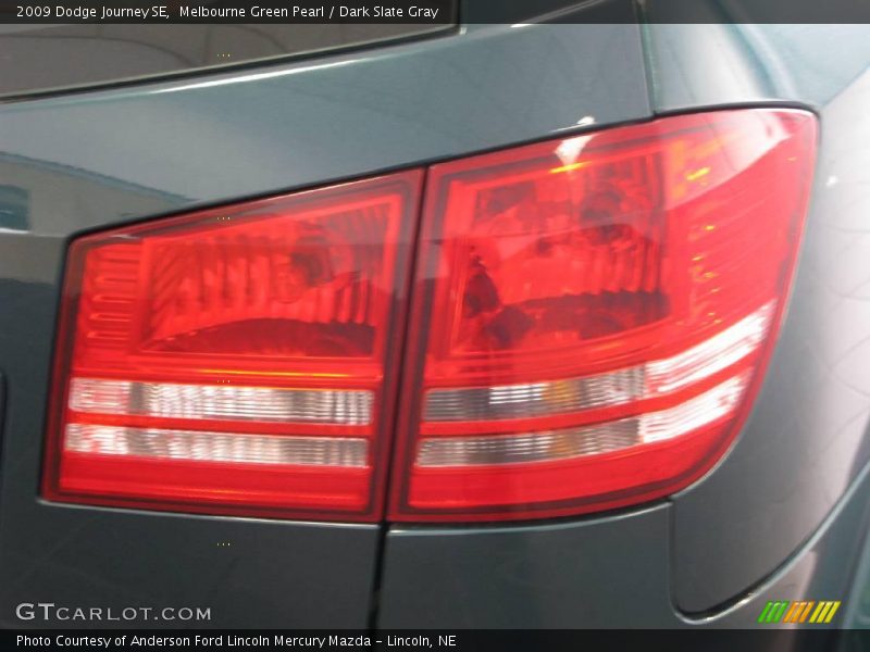 Melbourne Green Pearl / Dark Slate Gray 2009 Dodge Journey SE