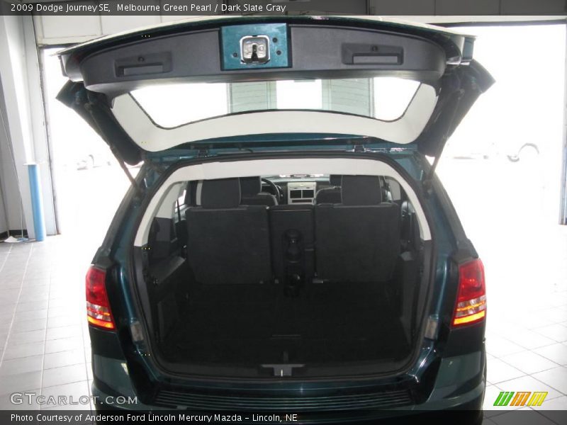 Melbourne Green Pearl / Dark Slate Gray 2009 Dodge Journey SE