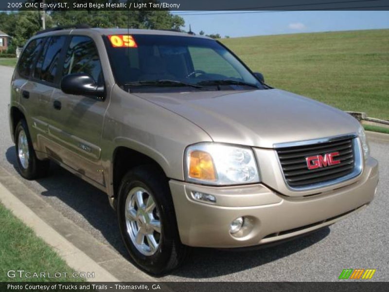 Sand Beige Metallic / Light Tan/Ebony 2005 GMC Envoy SLT