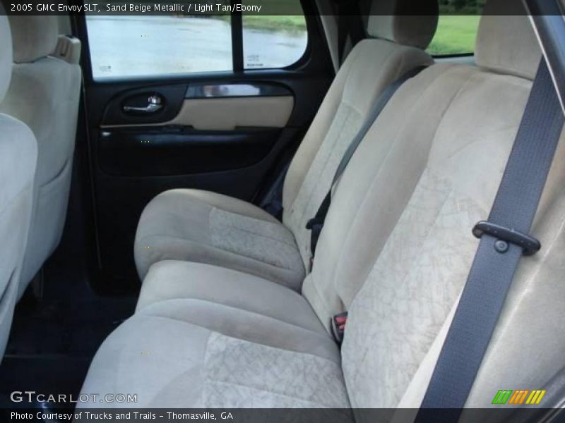 Sand Beige Metallic / Light Tan/Ebony 2005 GMC Envoy SLT