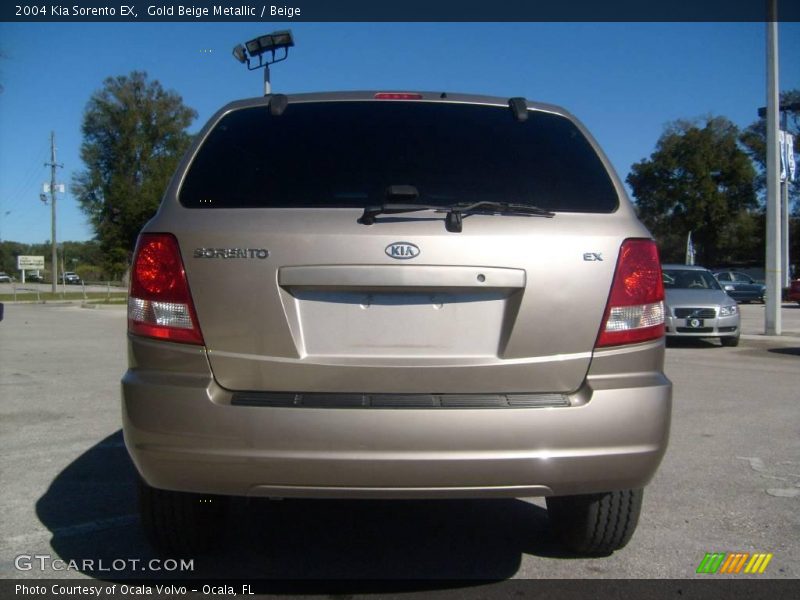 Gold Beige Metallic / Beige 2004 Kia Sorento EX