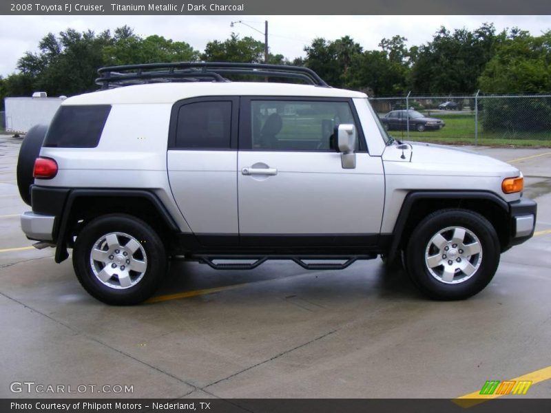 Titanium Metallic / Dark Charcoal 2008 Toyota FJ Cruiser