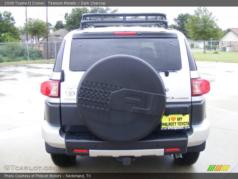 Titanium Metallic / Dark Charcoal 2008 Toyota FJ Cruiser