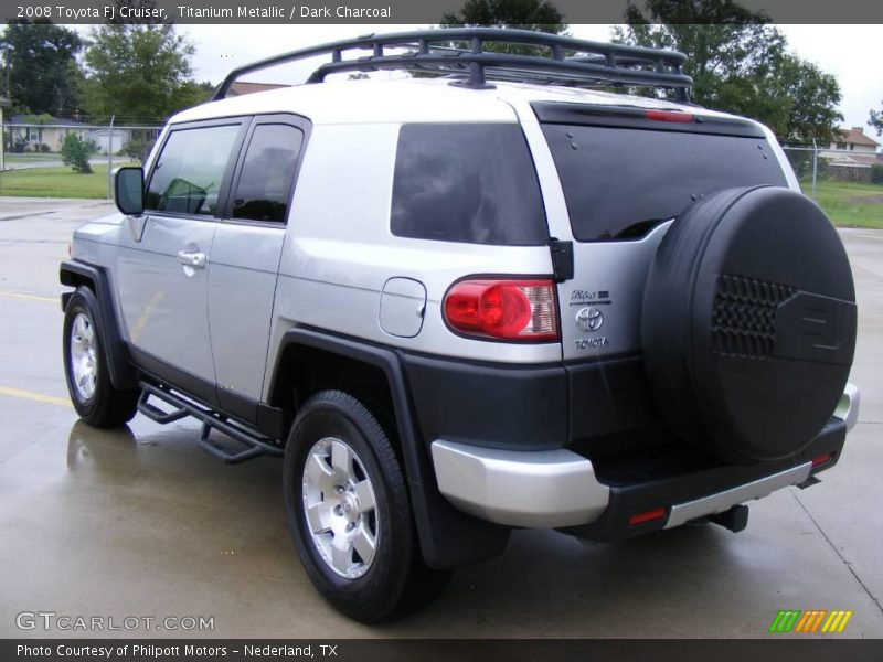 Titanium Metallic / Dark Charcoal 2008 Toyota FJ Cruiser