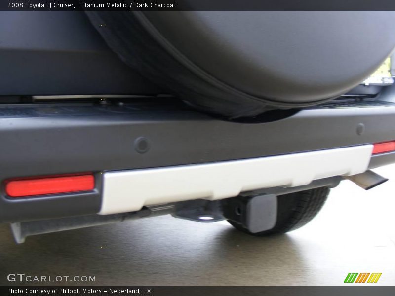 Titanium Metallic / Dark Charcoal 2008 Toyota FJ Cruiser