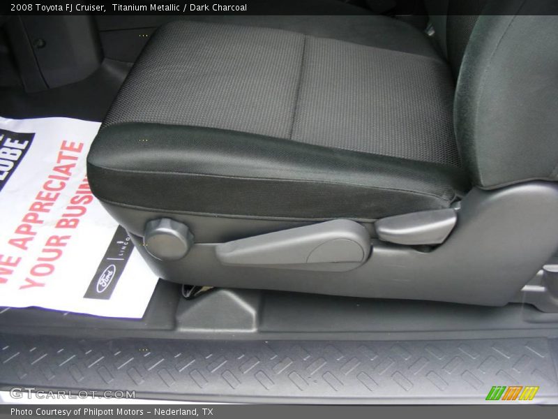 Titanium Metallic / Dark Charcoal 2008 Toyota FJ Cruiser