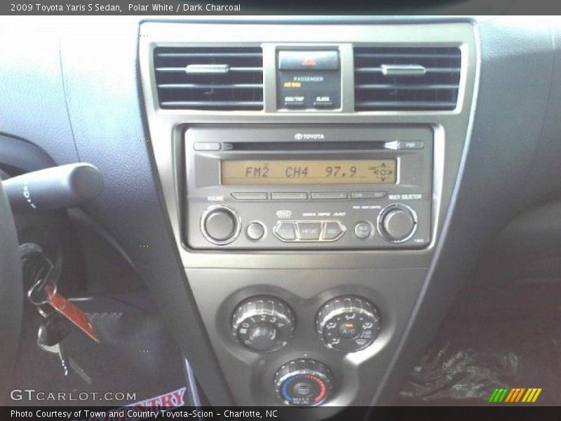 Polar White / Dark Charcoal 2009 Toyota Yaris S Sedan