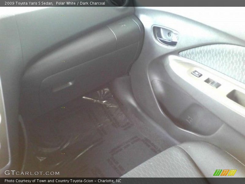 Polar White / Dark Charcoal 2009 Toyota Yaris S Sedan