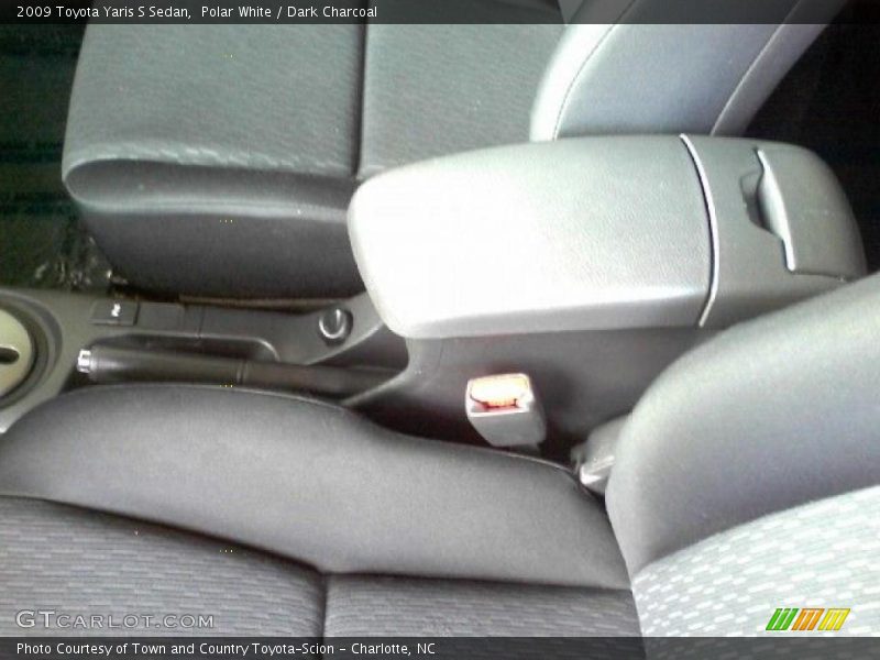 Polar White / Dark Charcoal 2009 Toyota Yaris S Sedan