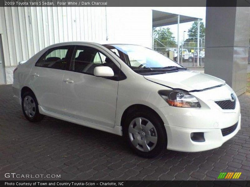 Polar White / Dark Charcoal 2009 Toyota Yaris S Sedan