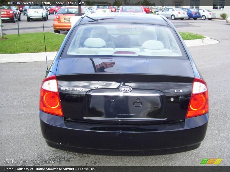 Ebony Black / Gray 2006 Kia Spectra EX Sedan