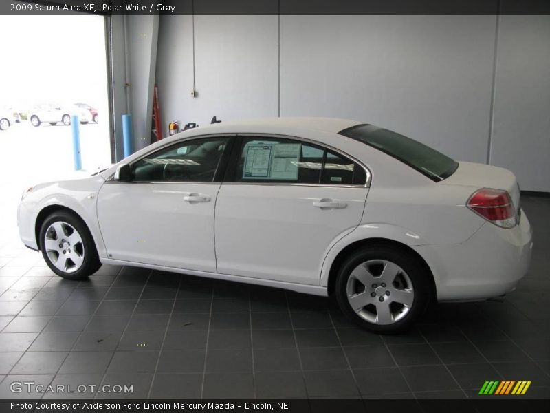 Polar White / Gray 2009 Saturn Aura XE