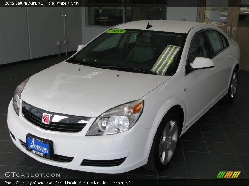 Polar White / Gray 2009 Saturn Aura XE