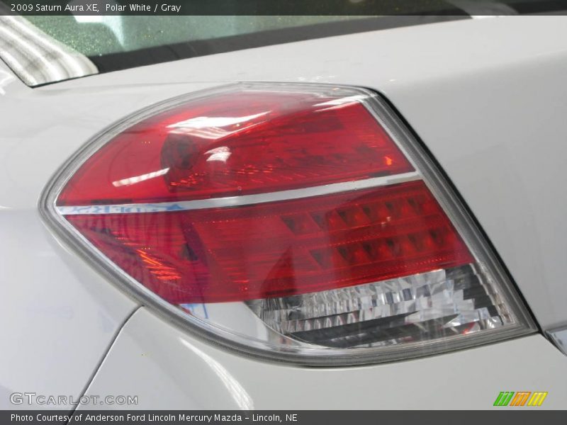 Polar White / Gray 2009 Saturn Aura XE