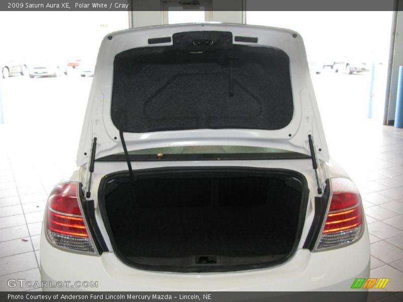 Polar White / Gray 2009 Saturn Aura XE